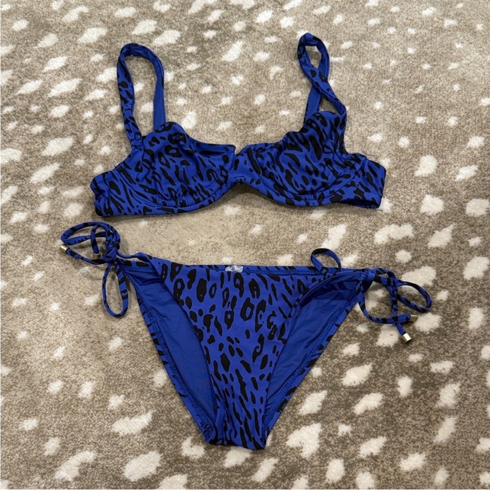 Vitamin A Blue Leopard Print Bikini Set. Size Small